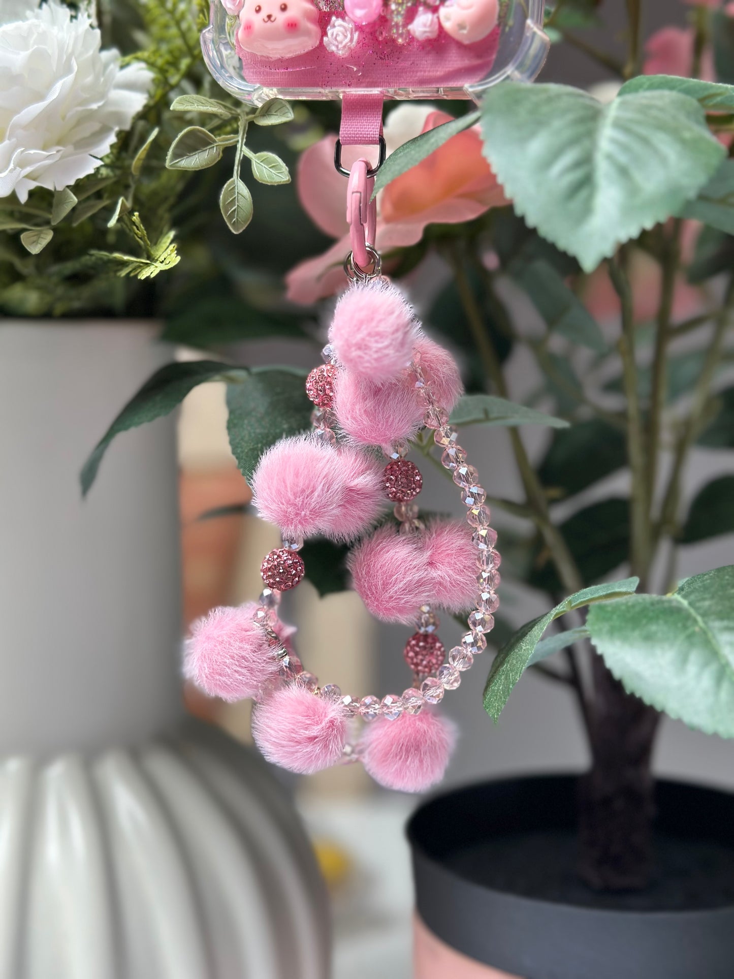 Chaîne de téléphone Ponpon Rose