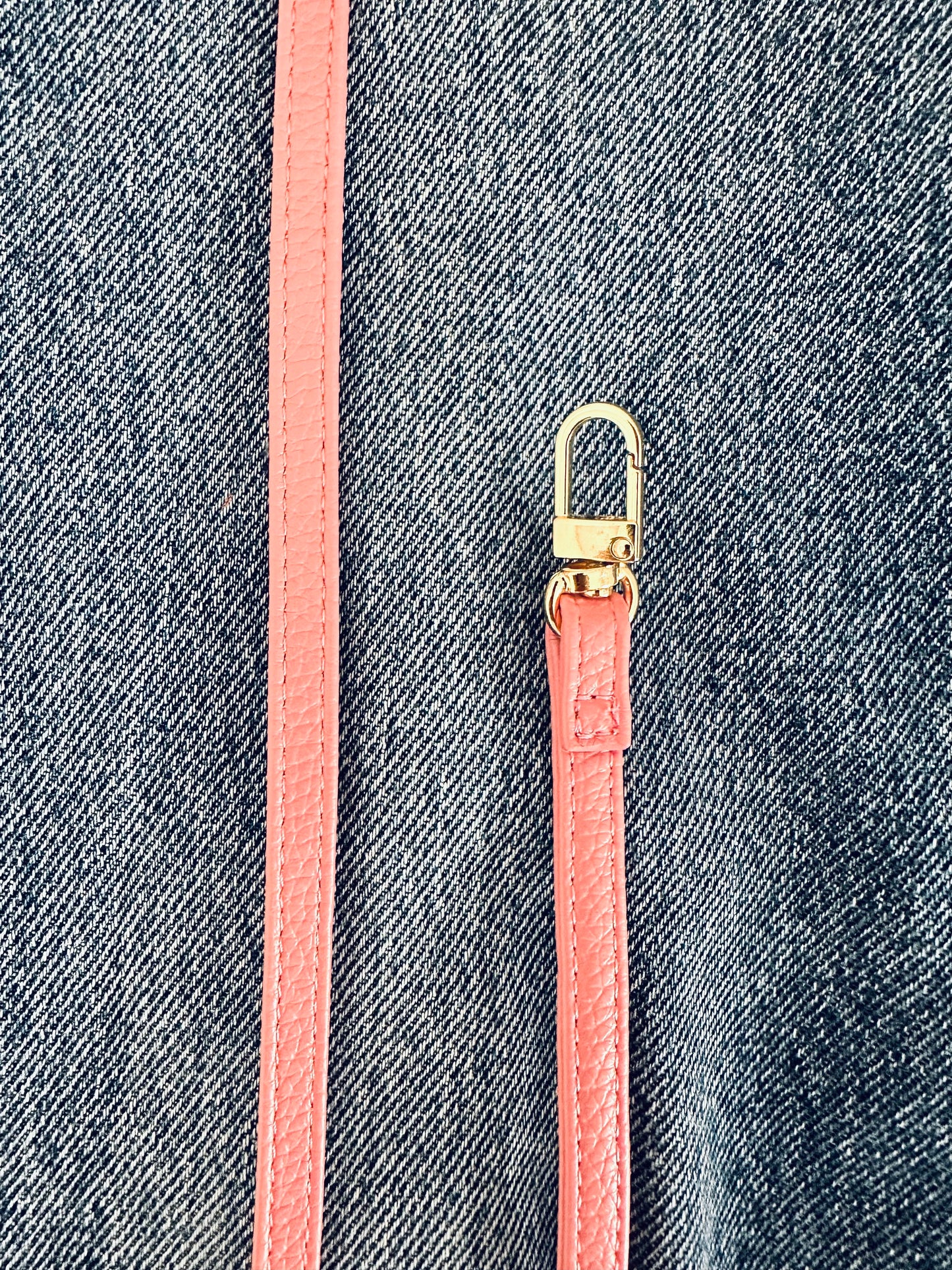 Lanière en Cuir Rose